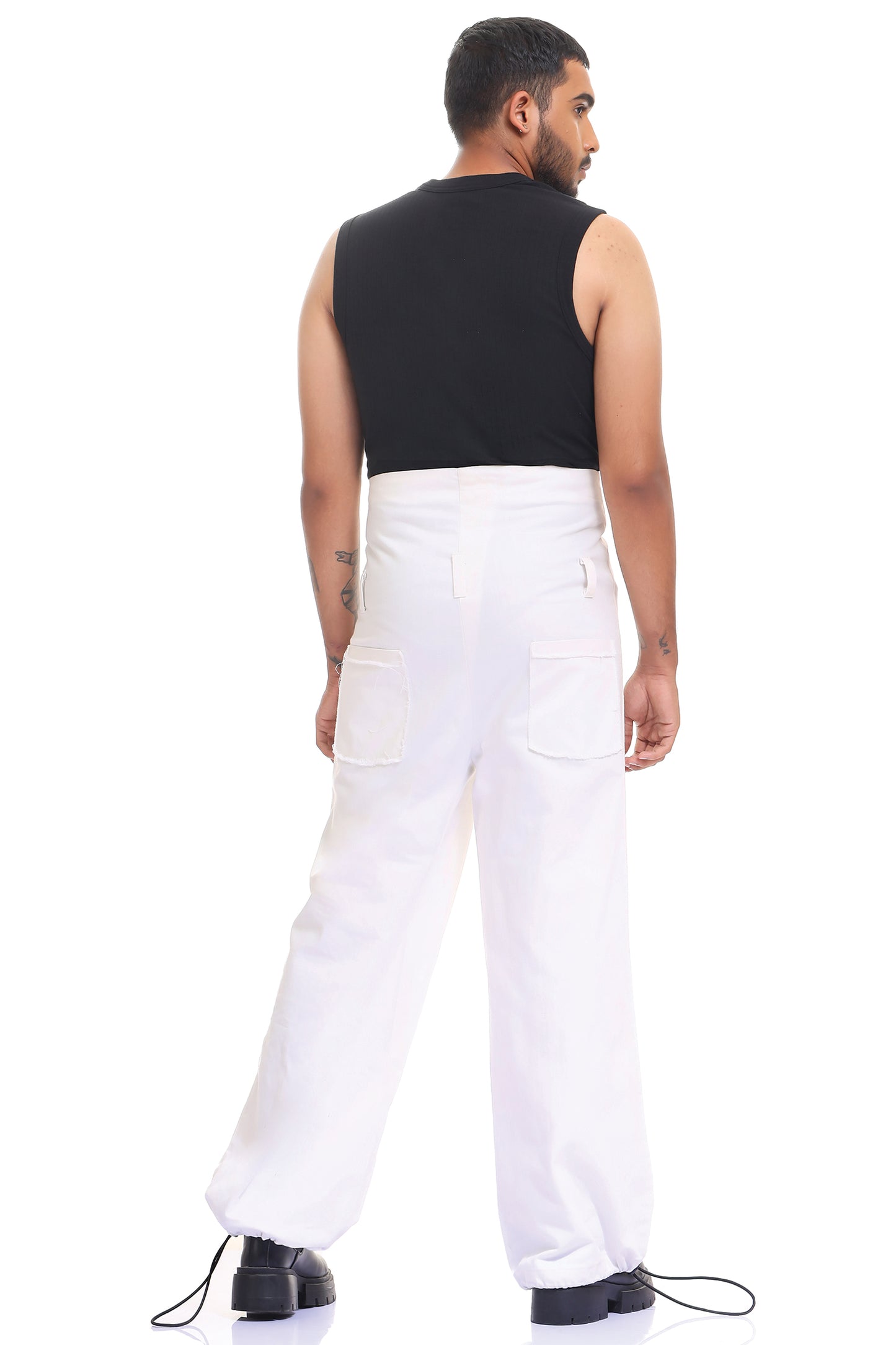 Oversized cargos | Streetwear cargos | kokobongo cargos | fashion cargos | white cargos | white oversized cargos | white oversized cargos | white cargos indian streetwear | kokobongo | fashionable cargos | white cargos | utility cargos | utility cargos | offwhite cargos | 