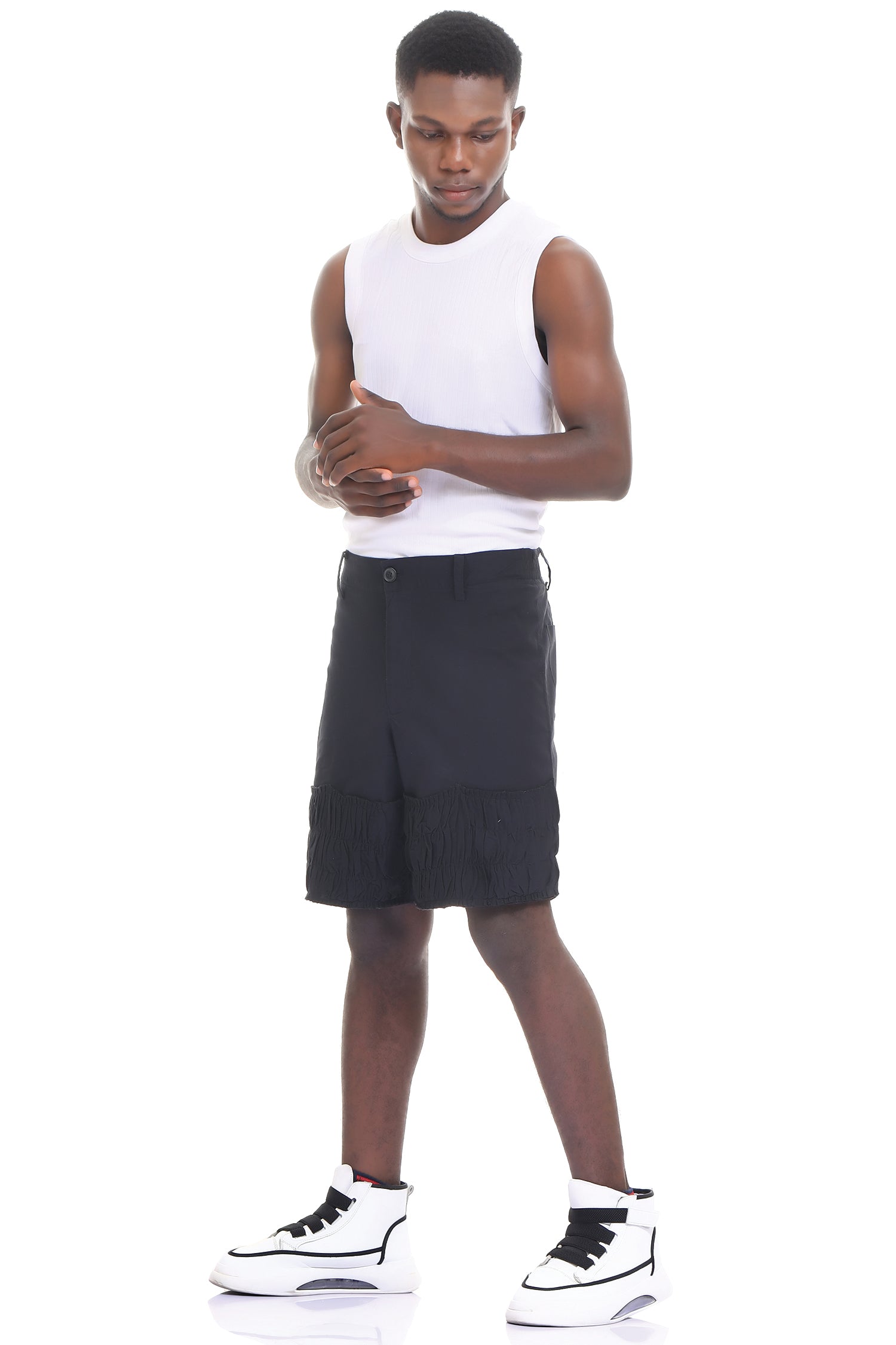 Oversized shorts | Streetwear shorts| mens streetwear |  black shorts | indian streetwear | baggy shorts | kokobongo | kokobongo shorts | casual shorts |  fashion for all | shorts with pocket | fashionable shorts | fashionable shorts | black shorts | black shorts | black shorts | utility shorts | utility shorts | 